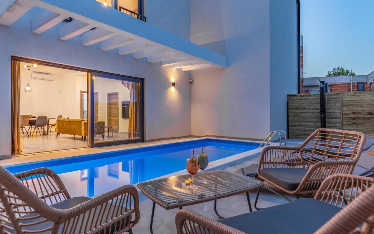 Villa Rougemarin - Marin With Private Pool 메덜린 외부 사진